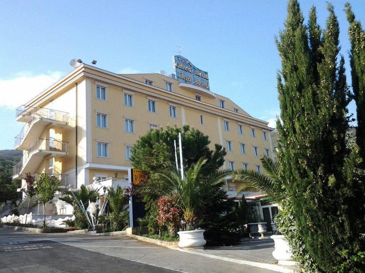 Grand Hotel Degli Angeli Сан-Джованні-Ротондо Екстер'єр фото